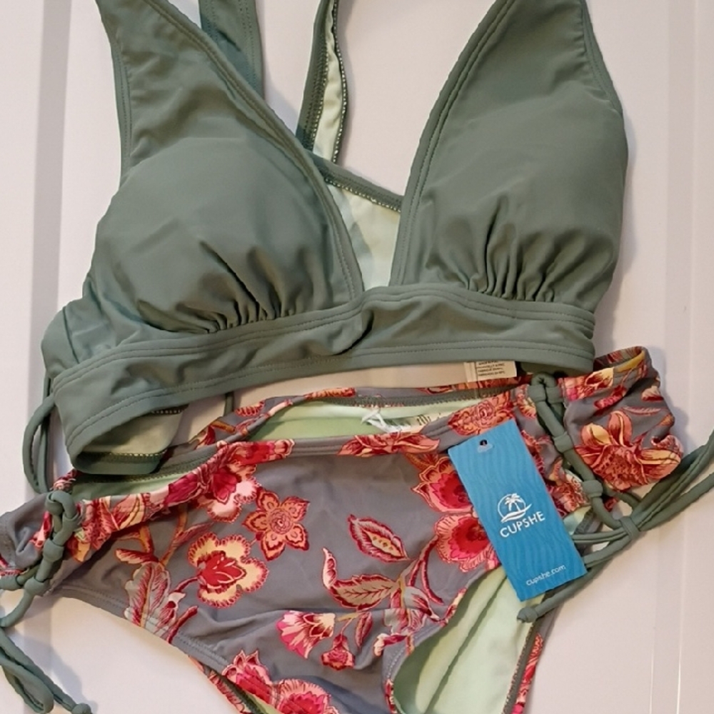 Cupshe Olive Green Triangle Top with Floral Tie-Side Bottoms